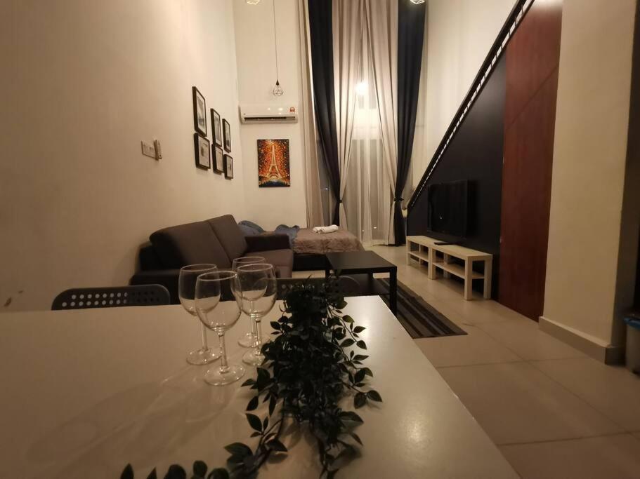 Teddy'S Homestay Cyberjaya Exterior photo